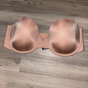 Victoria’s Secret Strapless Bra